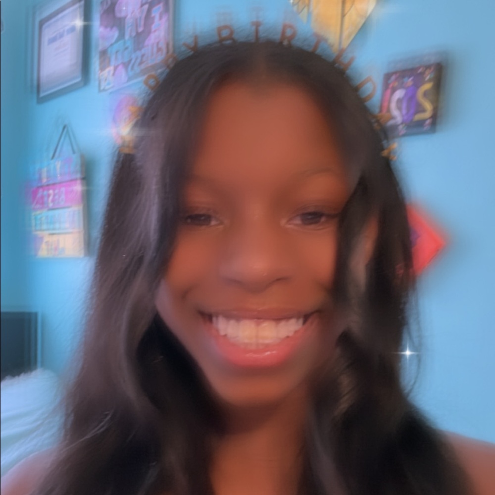 Meet your Posher, Kaylin